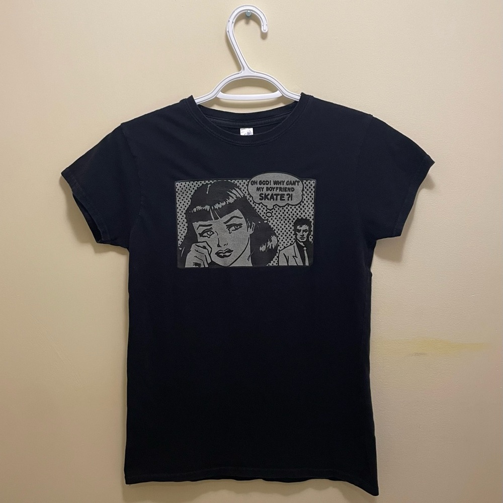 [2/$25] “WHY CAN'T MY BOYFRIEND SKATE?!” GILDAN SOFT STYLE COMIC STYLE T-SHIRT